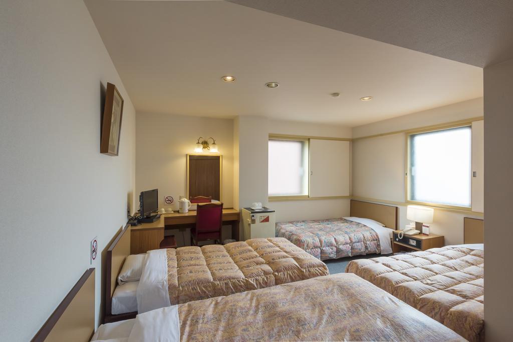 Oka Hotel Kanazawa Exterior photo